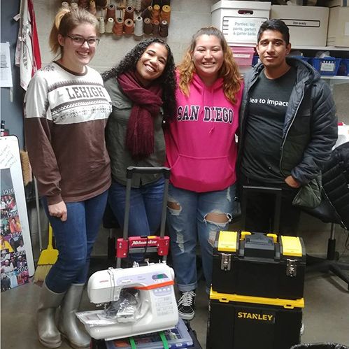 Lauren Dodgen, Arianna Pineiro, Natalee Castillo and Christian Pardo