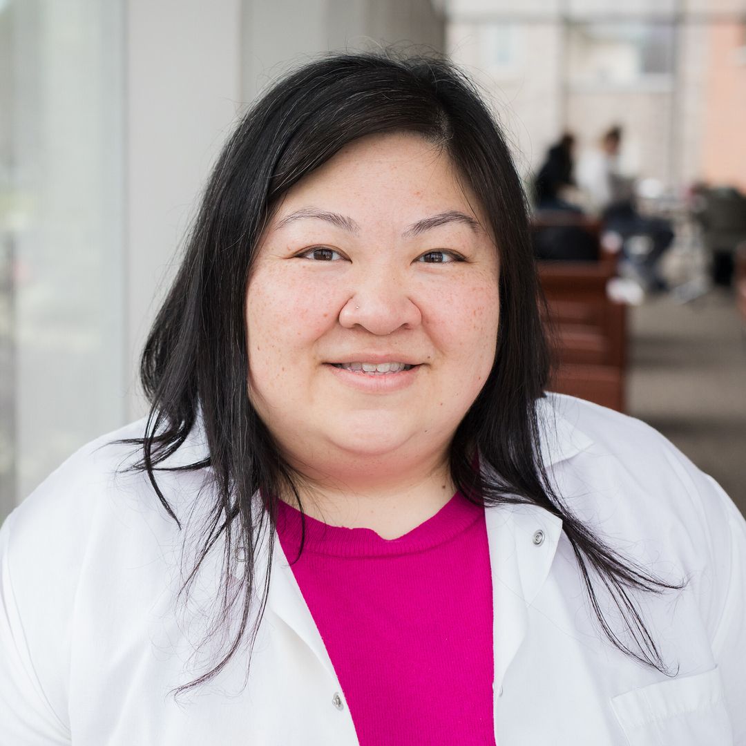  Lesley W. Chow