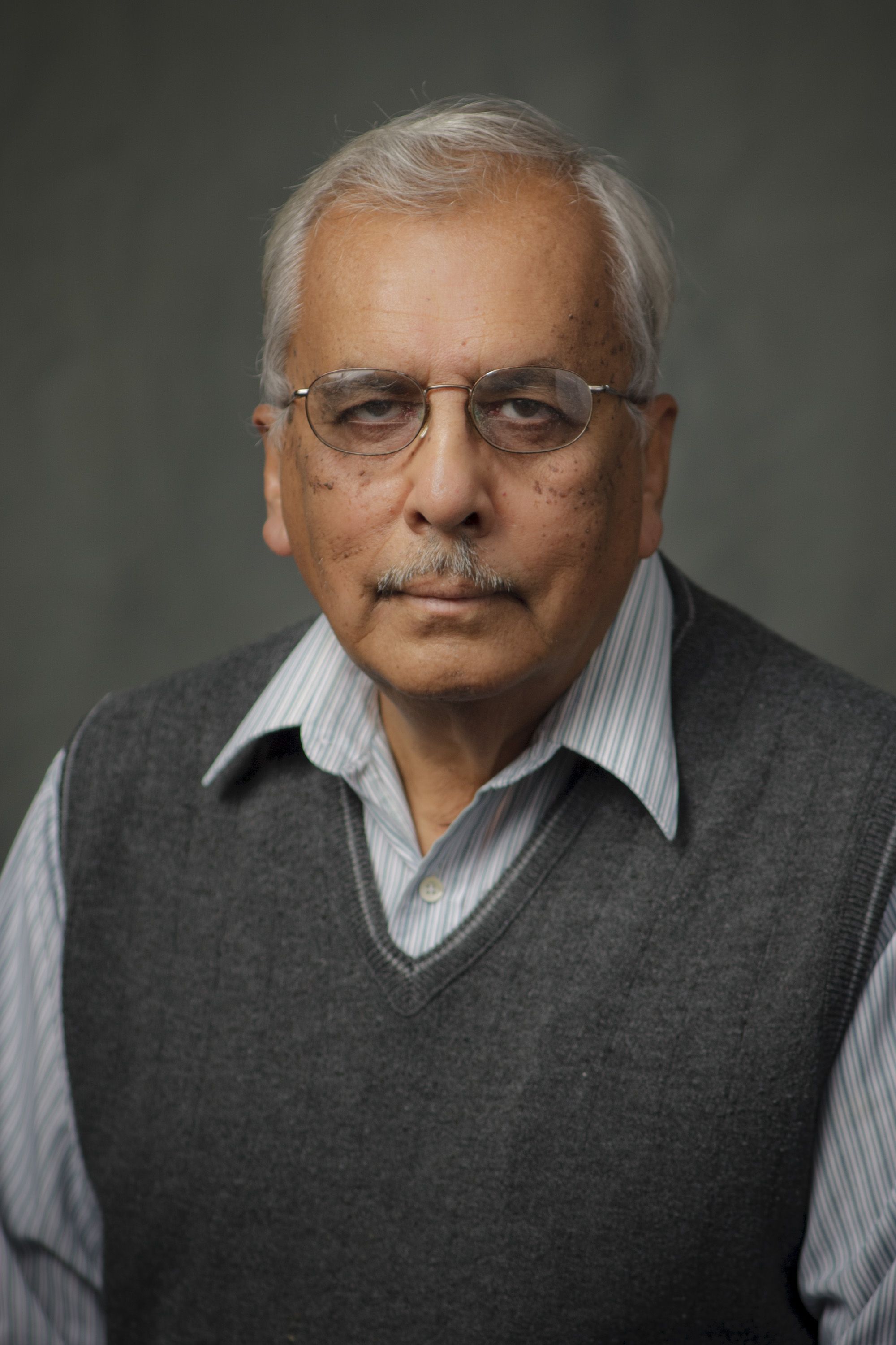 Dr. Shivaji Sircar