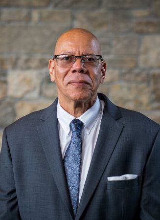Portrait photo of Professor Sturdivant