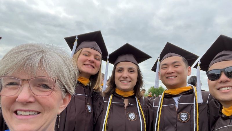 Prof. Perry with 2023 BioE graduates