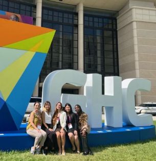 Lehigh CS students in front of GHC sign