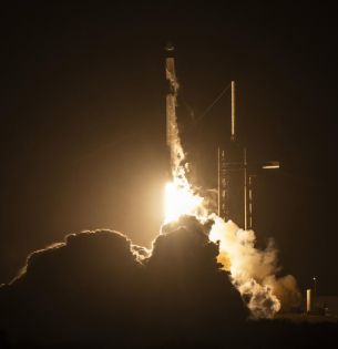 The SpaceX Falcon 9 rocket carrying the Dragon spacecraft lifts off from Launch Complex 39A at NASA’s Kennedy Space Center in Florida on Tuesday, Nov. 4. Credit: NASA/SpaceX