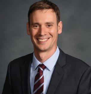 Robin Hendricks '17G