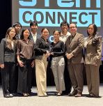 Group photo with SASE award