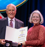 Natasha Vermaak accepts the 2026 Acta Materialia Mary Fortune award 