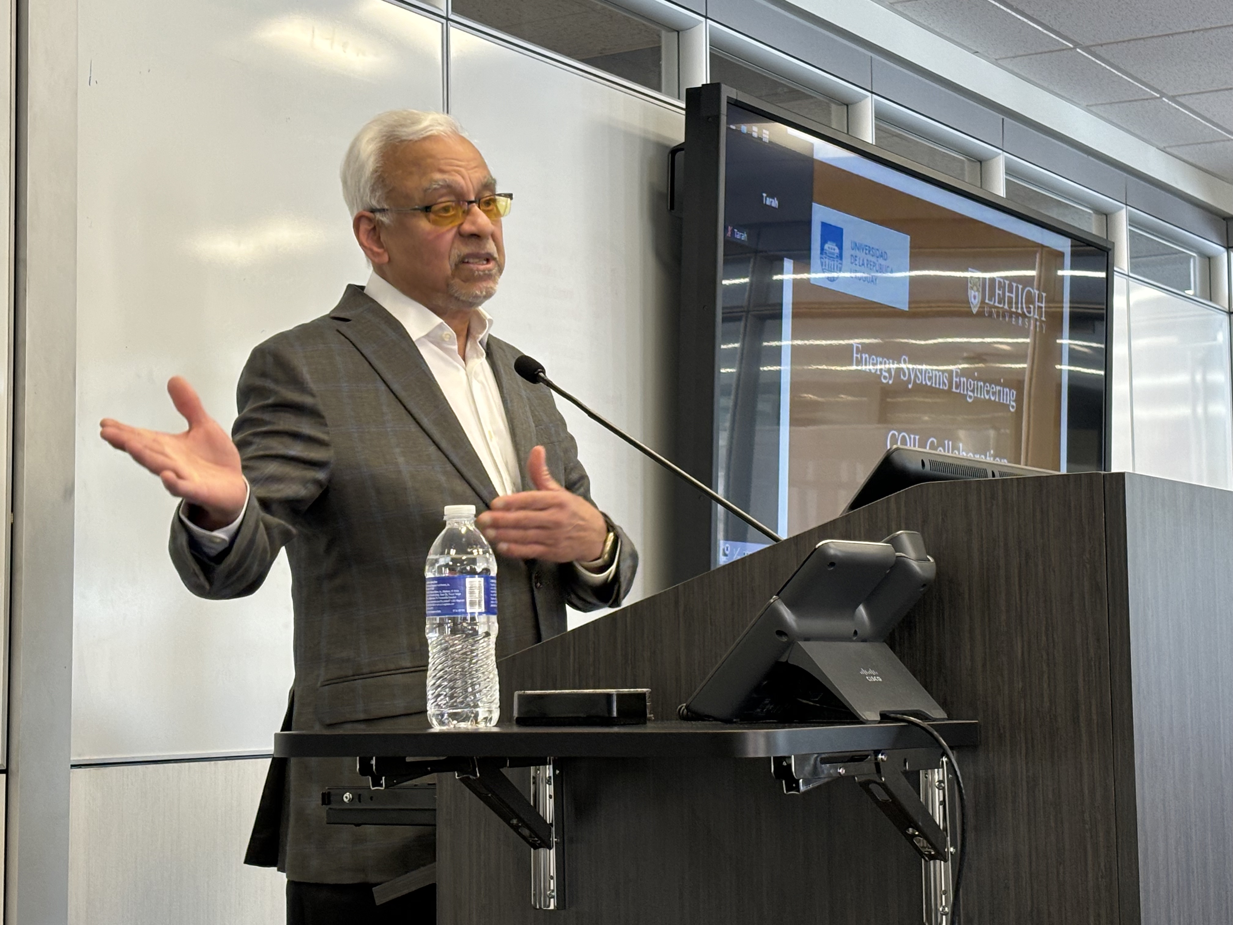 Rudy Shankar speaking at Lehigh University